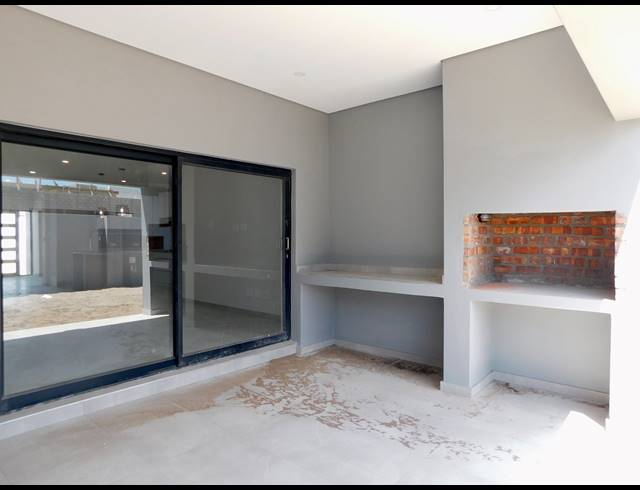3 BEDROOM HOUSE FOR SALE IN SANDOWN